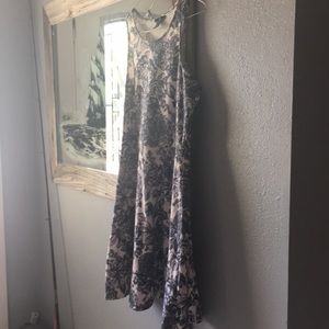 Black and white floral dress!